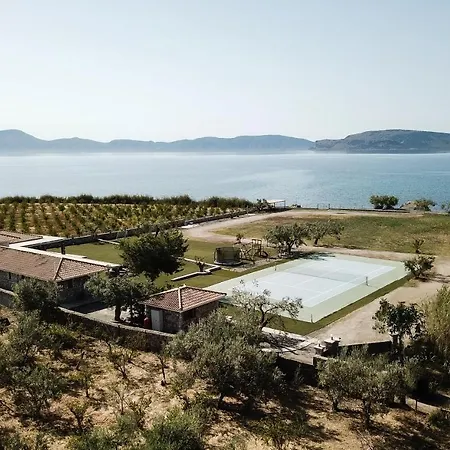 Opensea Private & Tennis Court Villa Thermisía