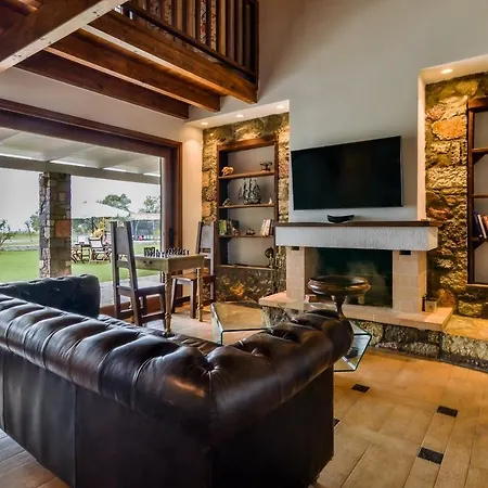 Villa Opensea Private & Tennis Court